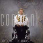 20-02-1994 Koos Alberts at studio Amsterdam

[keywords]Eyecontact, Posed, Smiling, Singer, Full Length[/keywords]